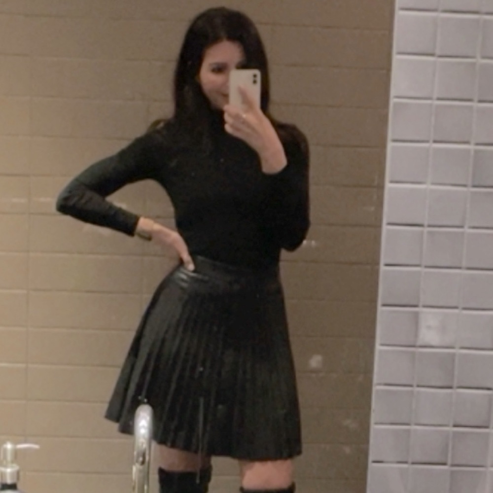 Faux leather pleated skirt